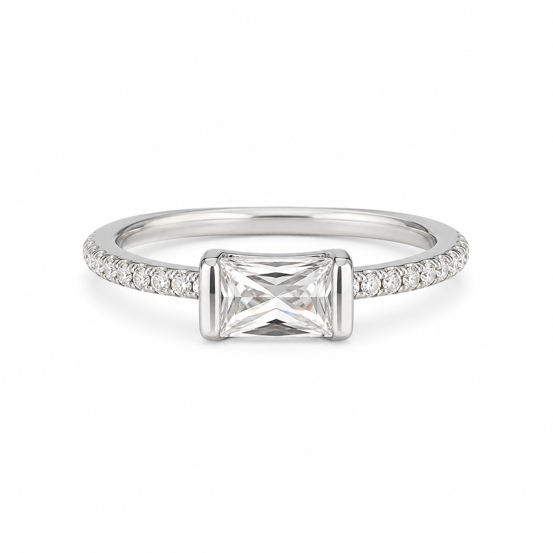 Baguette Solitaire Spark Silver Ring