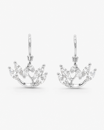 Load image into Gallery viewer, Crystal Leaf Bugadi  Earrings
