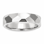 Load image into Gallery viewer, Facet Cut Silver Band Ring