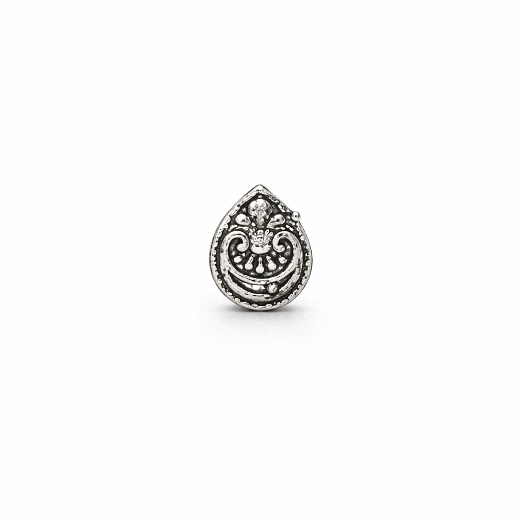 Silver Traditional Nose Pin