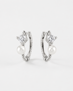 Load image into Gallery viewer, Pearl Solitaire Hoop Earrings