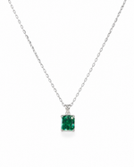 Load image into Gallery viewer, Emerald Solitaire Pendant Necklace